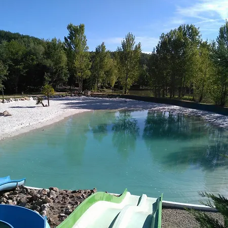 Le Plan D'eau Saint Charles מלון Damiatte