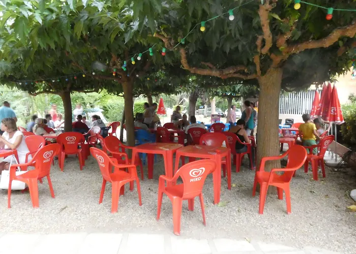 Le Plan D'eau Saint Charles * Damiatte