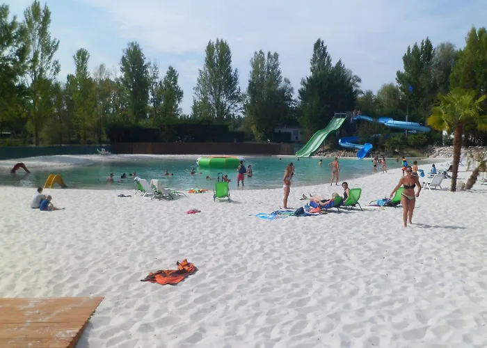 Le Plan D'eau Saint Charles *