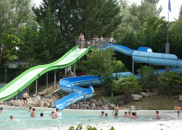 Le Plan D'eau Saint Charles Damiatte